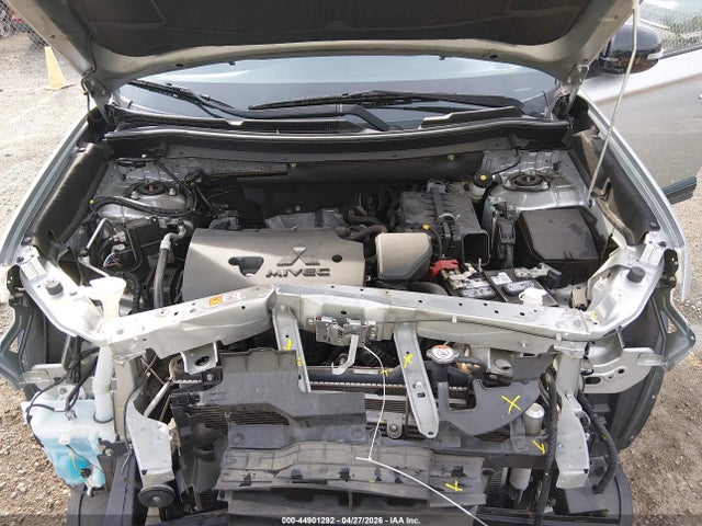 Mitsubishi Outlander Le 2.4 S-awc