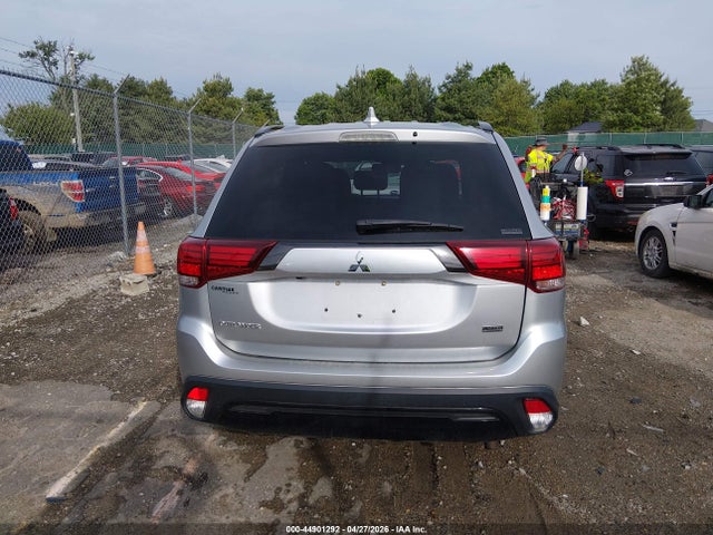 Mitsubishi Outlander Le 2.4 S-awc