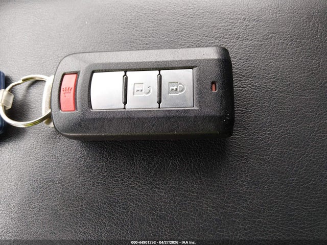 Mitsubishi Outlander Le 2.4 S-awc