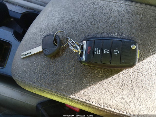 Kia Optima Lx