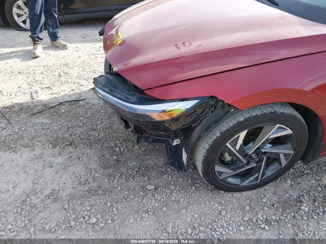 Hyundai ELANTRA Sel Sport