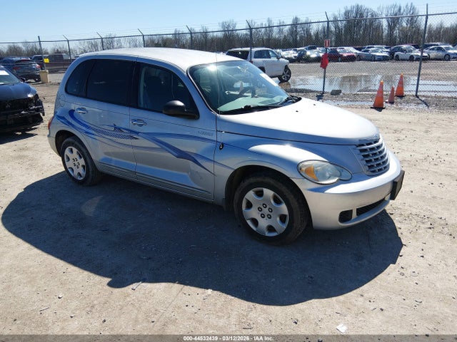 Salvage Chrysler PT Cruiser Image