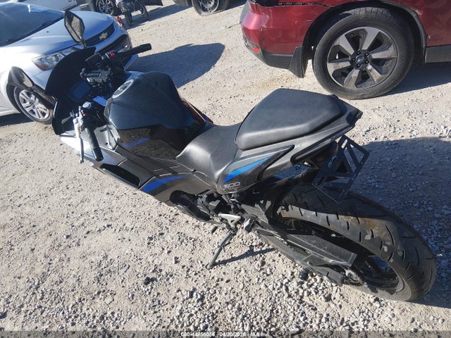 Kawasaki Ex500