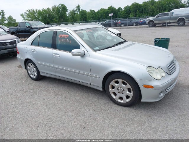 Salvage Mercedes-Benz C-Class Image
