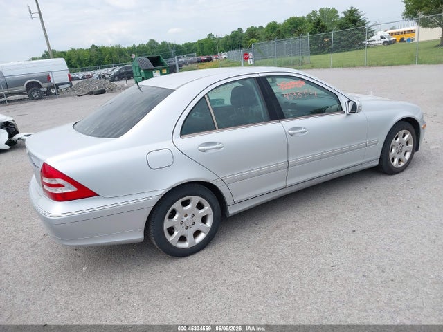 Mercedes-Benz C-Class Luxury 4matic