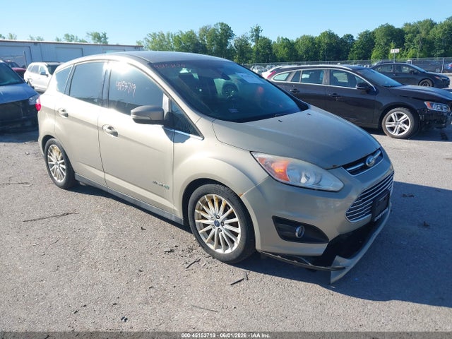 Salvage Ford C-MAX Hybrid Image