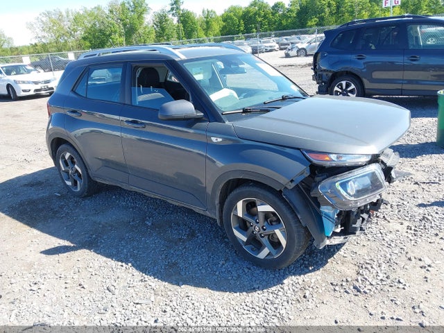 Salvage Hyundai VENUE Image