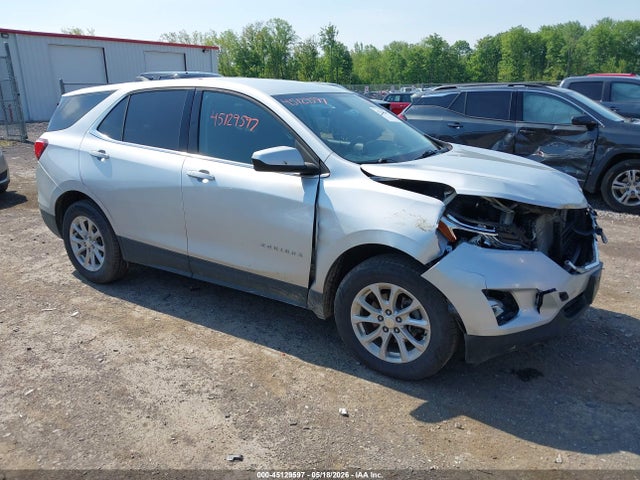 Salvage Chevrolet Equinox Image