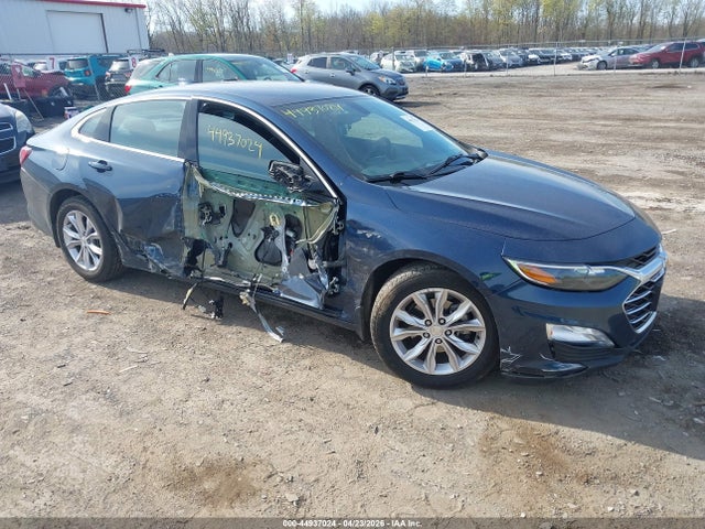 Salvage Chevrolet Malibu Image