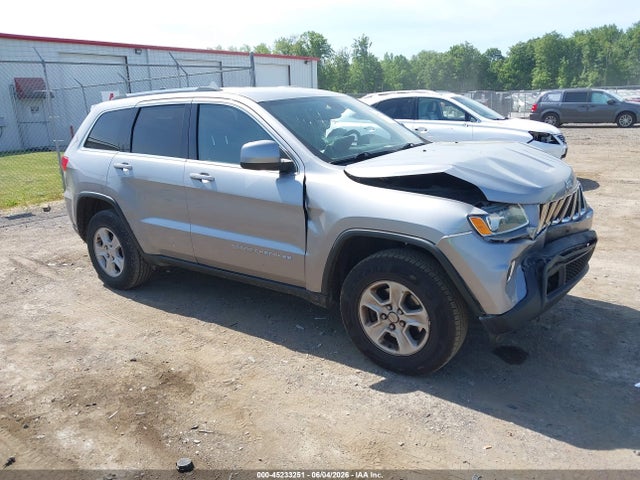 Salvage Jeep Grand Cherokee Image