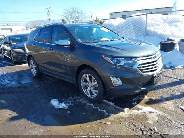 Salvage Chevrolet Equinox Image