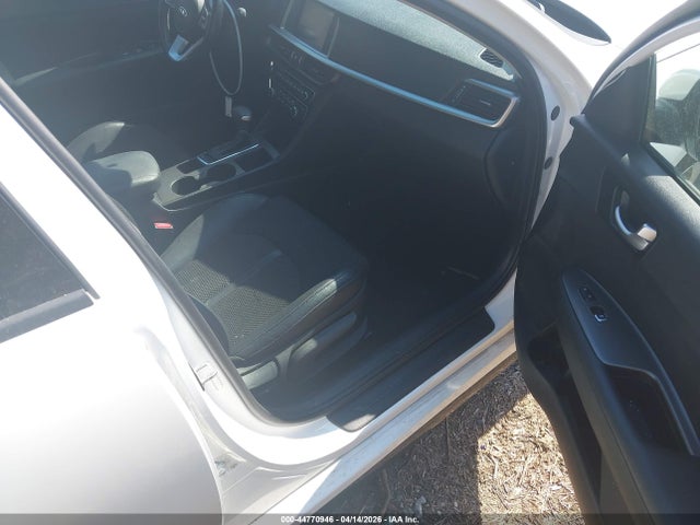 Kia Optima S