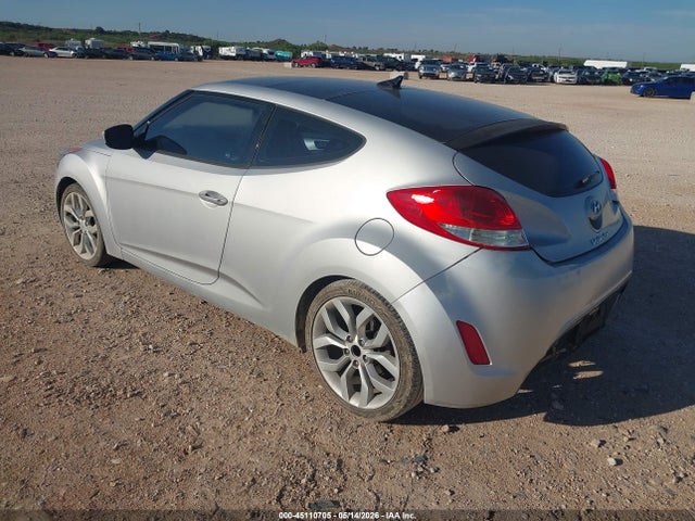 Hyundai VELOSTER