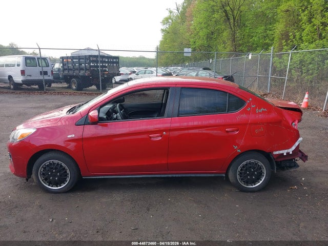 Mitsubishi Mirage Es