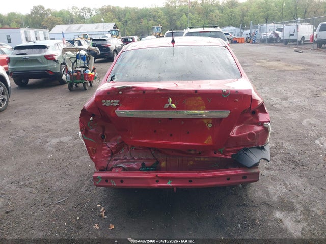 Mitsubishi Mirage Es