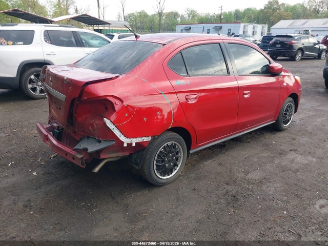 Mitsubishi Mirage Es