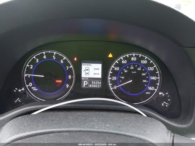 INFINITI Q60