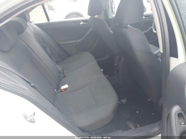 Volkswagen Jetta 1.4t S