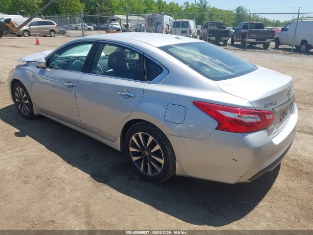 Nissan Altima 2.5 Sv