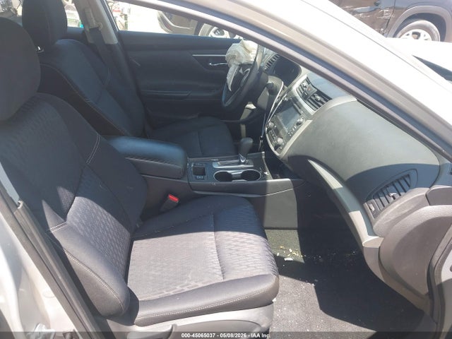 Nissan Altima 2.5 Sv