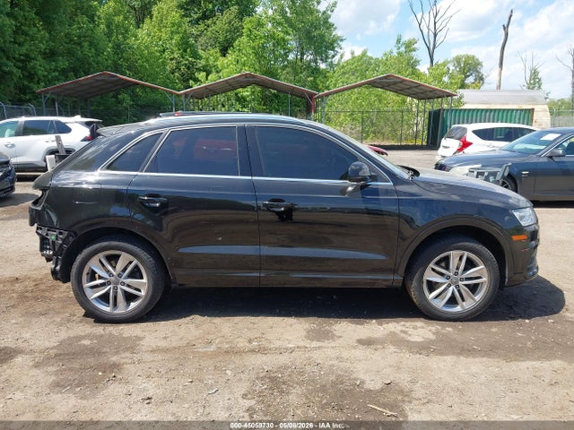 Audi Q3 2.0t Premium Plus