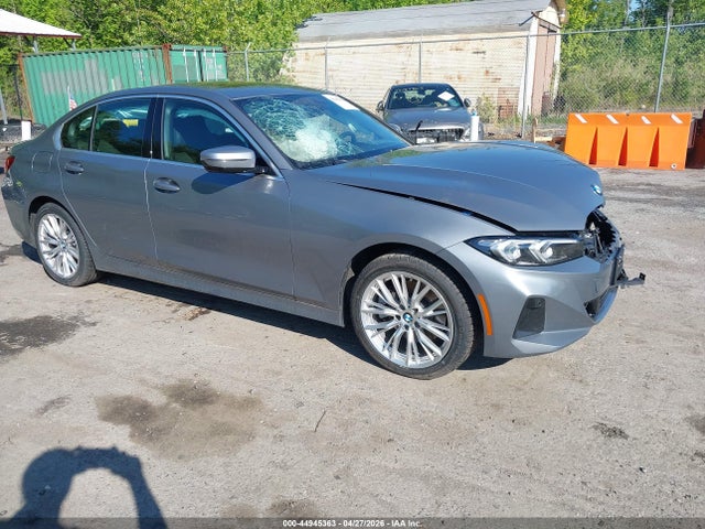Salvage BMW 3 Series Image