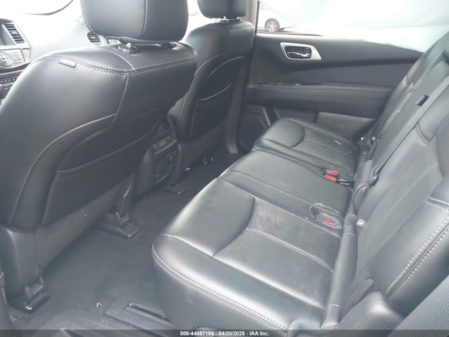 Nissan Pathfinder Sl