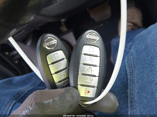 Nissan Pathfinder Sl