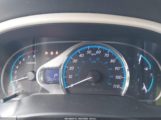 Toyota Sienna Xle V6 8 Passenger