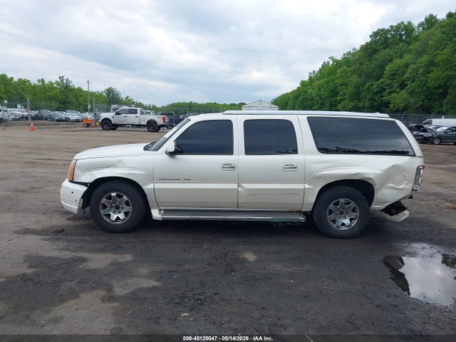 Cadillac Escalade Standard