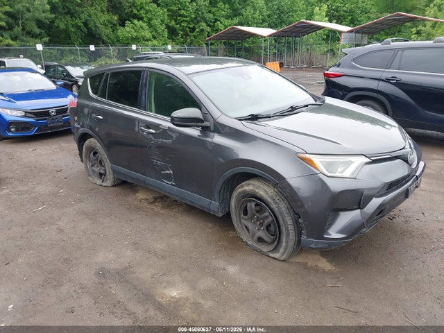 Salvage Toyota RAV4 Image