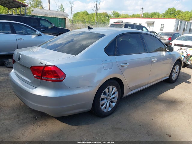 Volkswagen Passat 1.8t Wolfsburg Edition