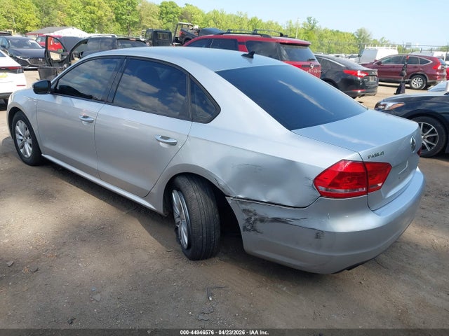 Volkswagen Passat 1.8t Wolfsburg Edition