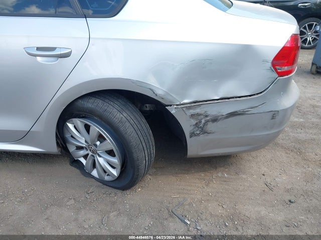 Volkswagen Passat 1.8t Wolfsburg Edition