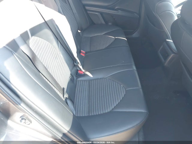 Toyota Camry Se