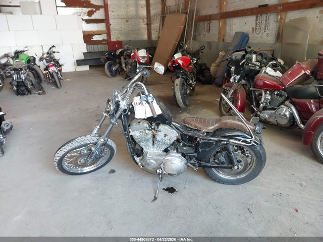 Harley-Davidson Xlh883 Deluxe