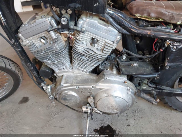 Harley-Davidson Xlh883 Deluxe