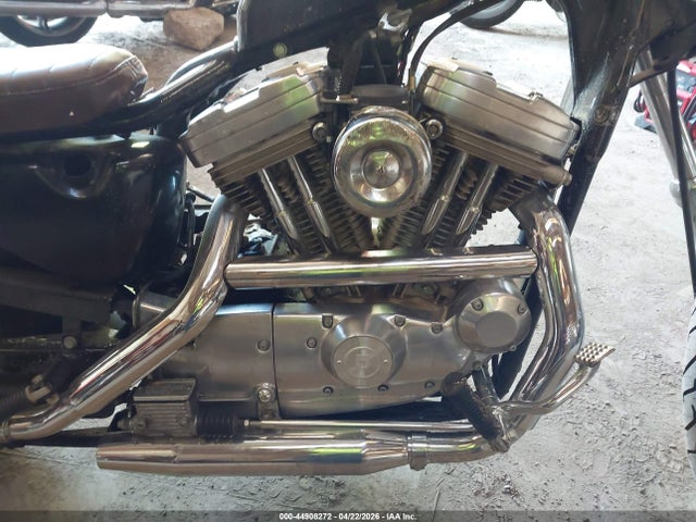 Harley-Davidson Xlh883 Deluxe