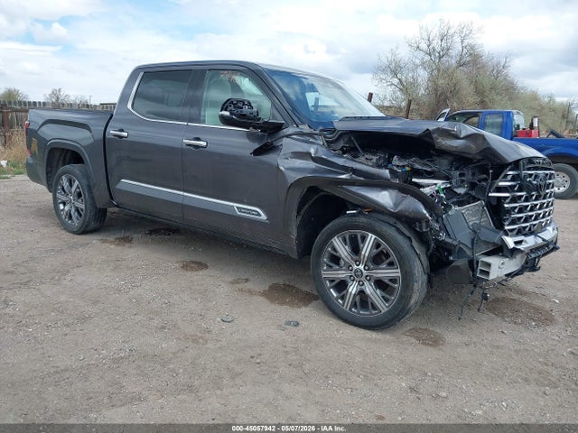 Salvage Toyota Tundra Image