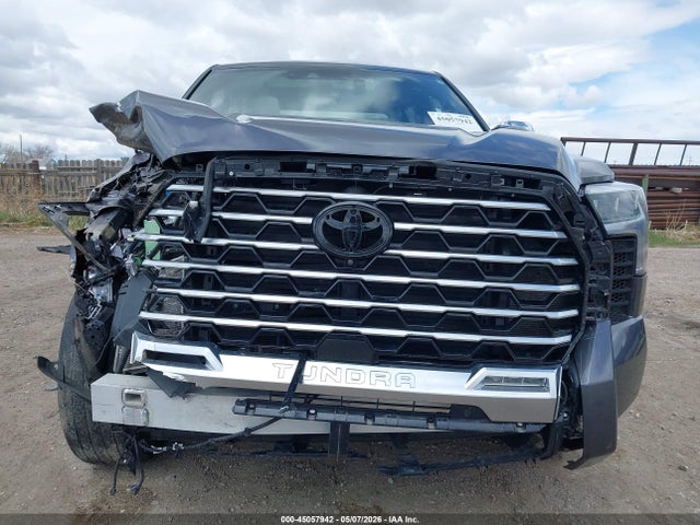 Toyota Tundra Capstone
