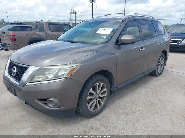 Nissan Pathfinder Sv