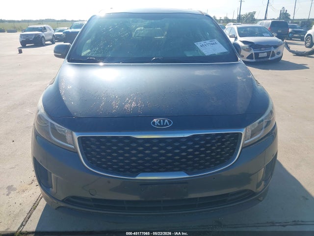 Kia Sedona Lx
