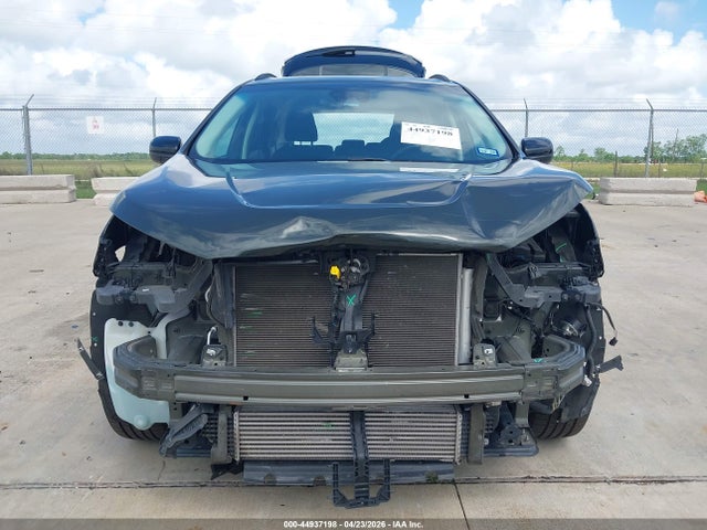 Ford Edge Se