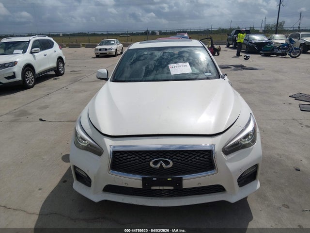 INFINITI Q50 3.0t Red Sport 400