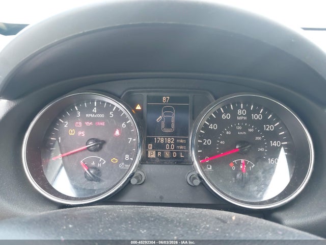 Nissan Rogue S