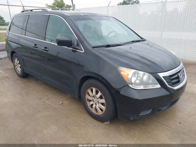 Salvage Honda Odyssey Image