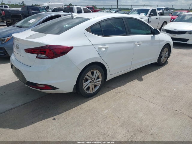 Hyundai ELANTRA Sel