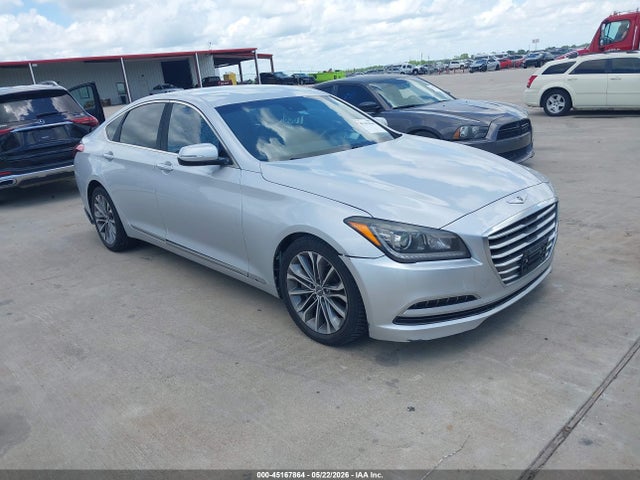 Salvage Hyundai Genesis Image