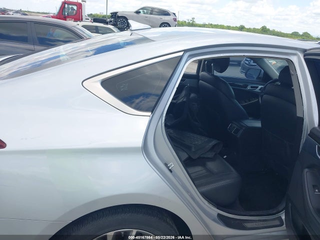 Hyundai Genesis 3.8