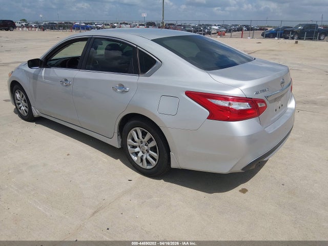 Nissan Altima 2.5 S